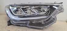 Load image into Gallery viewer, Frontscheinwerfer Toyota Yaris LED Rechts Scheinwerfer Headlight SCH3115256127mp