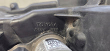 Laden Sie das Bild in den Galerie-Viewer, Frontscheinwerfer Toyota Land Cruiser LED Rechts Scheinwerfer Headlight SCH3798253655fi