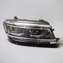 Load image into Gallery viewer, Frontscheinwerfer VW Tiguan 5NB941082A Rechts Scheinwerfer Headlight