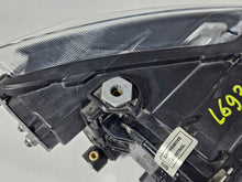 Laden Sie das Bild in den Galerie-Viewer, Frontscheinwerfer Seat I Ibiza V 6F1941015B LED Ein Stück (Rechts oder Links)