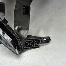 Laden Sie das Bild in den Galerie-Viewer, Frontscheinwerfer Renault Master I 260106174R Rechts Scheinwerfer Headlight SCH2082158502bc