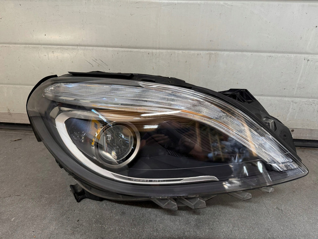 Frontscheinwerfer Mercedes-Benz A2468207161 Xenon Ein Stück (Rechts oder Links) SCH4178183441an
