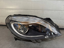 Laden Sie das Bild in den Galerie-Viewer, Frontscheinwerfer Mercedes-Benz A2468207161 Xenon Ein Stück (Rechts oder Links) SCH4178183441an