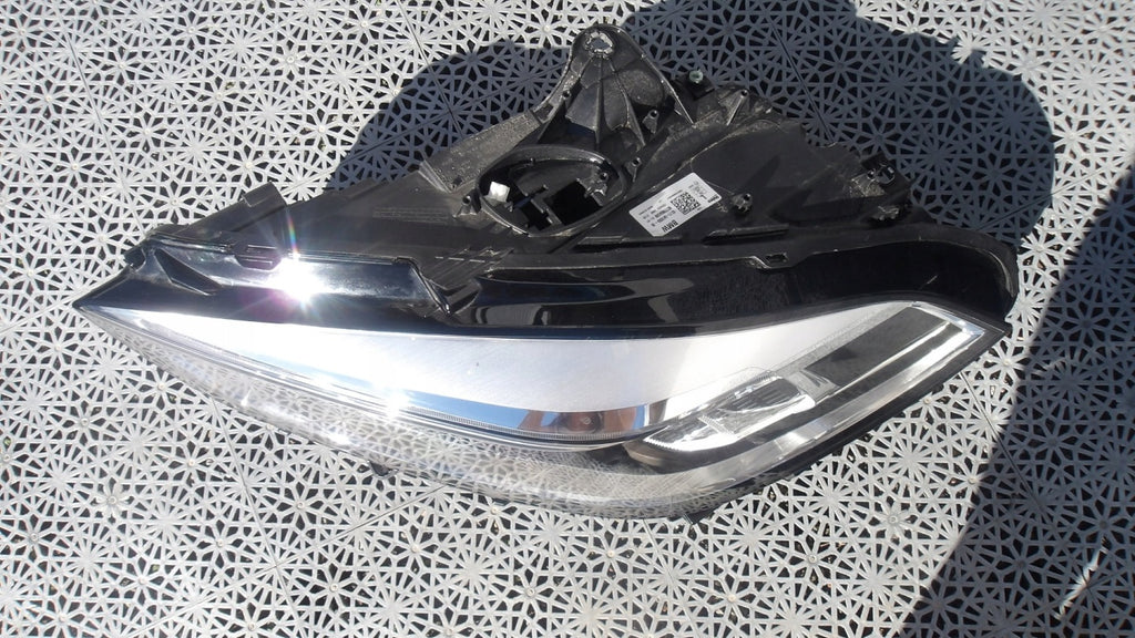Frontscheinwerfer BMW 1 F40 5A1E055 Links Scheinwerfer Headlight SCH8370916481il