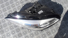 Laden Sie das Bild in den Galerie-Viewer, Frontscheinwerfer BMW 1 F40 5A1E055 Links Scheinwerfer Headlight SCH8370916481il