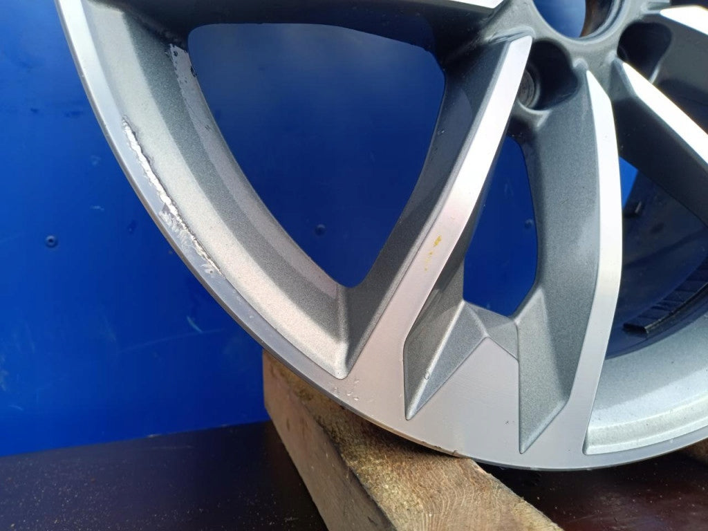 1x Alufelge 18 Zoll 7.5" 5x112 Audi Rim Wheel FEL8984420370km