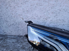 Laden Sie das Bild in den Galerie-Viewer, Frontscheinwerfer Seat Ateca 576941031B LED Ein Stück (Rechts oder Links)