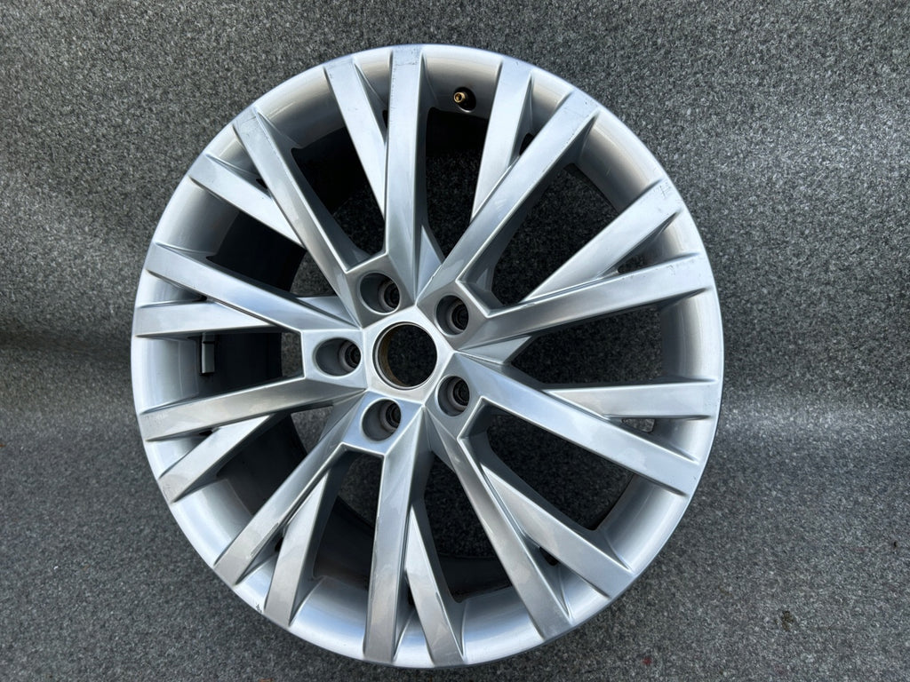 1x Alufelge 18 Zoll 8.0" 5x112 3V0601025AN Skoda Superb Iii Rim Wheel FEL8986461718rk