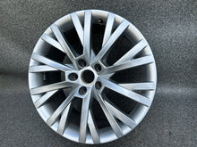 Load image into Gallery viewer, 1x Alufelge 18 Zoll 8.0" 5x112 3V0601025AN Skoda Superb Iii Rim Wheel FEL8986461718rk
