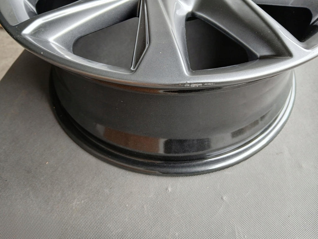 1x Alufelge 17 Zoll 7.0" 5x114.3 45ET Glanz Grau KB8MV3810 Mazda Cx5 Cx-5 FEL3353302648py