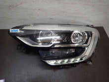 Laden Sie das Bild in den Galerie-Viewer, Frontscheinwerfer Renault Megane IV 260603157R LED Links Scheinwerfer Headlight