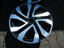 Laden Sie das Bild in den Galerie-Viewer, 1x Alufelge 17 Zoll 7.0" 5x112 45ET Matt Schwarz VW T-Roc Rim Wheel FEL8899789105qu