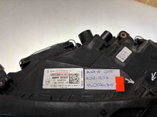 Load image into Gallery viewer, Frontscheinwerfer Audi Q5 8R0941005C Xenon Ein Stück (Rechts oder Links)