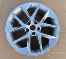 Laden Sie das Bild in den Galerie-Viewer, 1x Alufelge 18 Zoll 7.5" 5x112 51ET 5F0601025F Seat Leon Rim Wheel FEL8170159151pd