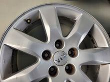 Load image into Gallery viewer, 4x Alufelge 17 Zoll 7.0" 5x114.3 41ET Glanz Silber 529102P170 Kia Sorento Ii FEL7278149179sr