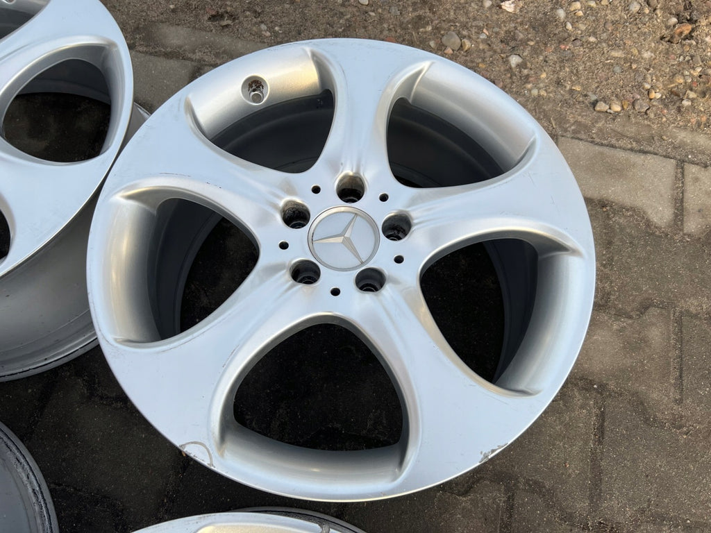 4x Alufelge 18 Zoll 5x112 A2074012702 Mercedes-Benz Coupe Rim Wheel FEL9017433416hl