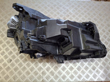 Laden Sie das Bild in den Galerie-Viewer, Frontscheinwerfer Mercedes-Benz Gla A1569066900KOD LED Links Headlight SCH8253980440ef