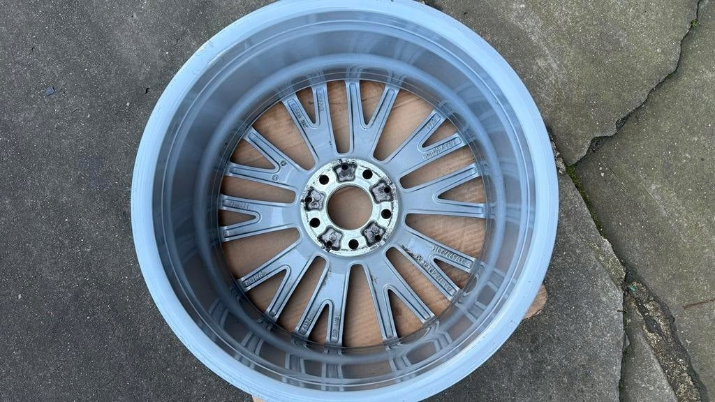 1x Alufelge 18 Zoll 7.5" 5x112 49ET Glanz Schwarz A1774010600 Mercedes-Benz W177 FEL3095432112zu
