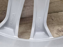 Laden Sie das Bild in den Galerie-Viewer, 1x Alufelge 18 Zoll 5x108 CJ5CM1B Ford Kuga Ii Rim Wheel FEL3515941129pv