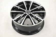 Laden Sie das Bild in den Galerie-Viewer, 4x Alufelge 18 Zoll 7.5&quot; 5x112 52ET A2464010600 Mercedes-Benz W176 Rim Wheel