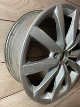 Load image into Gallery viewer, 1x Alufelge 17 Zoll 6.0" 5x112 5G0601025K VW Golf VII Passat B8 I Rim Wheel FEL4670264957fp