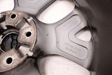 Laden Sie das Bild in den Galerie-Viewer, 1x Alufelge 17 Zoll 12.5" 5x110 40ET 735624968 Fiat 500x Rim Wheel FEL4142137329uo