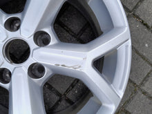 Load image into Gallery viewer, 1x Alufelge 17 Zoll 7.0" 5x114.3 40ET 403008932R Renault III Talisman Captur FEL9380841181en
