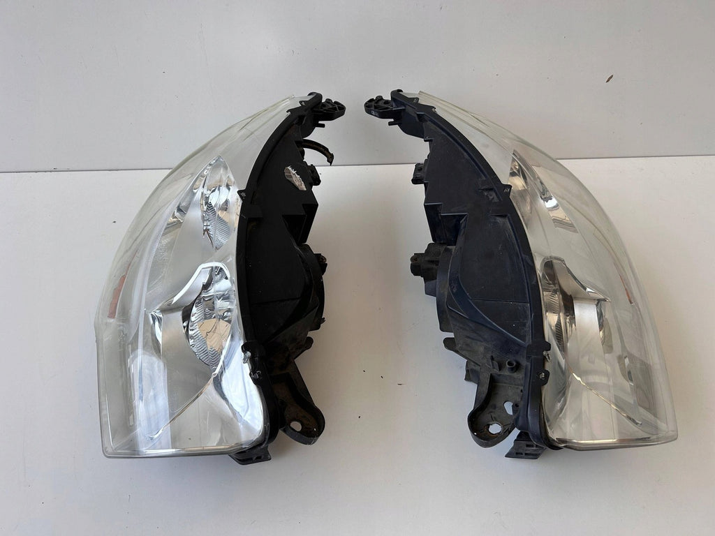 Frontscheinwerfer Citroën C4 II MCJ23820 Ein Stück (Rechts oder Links) Headlight