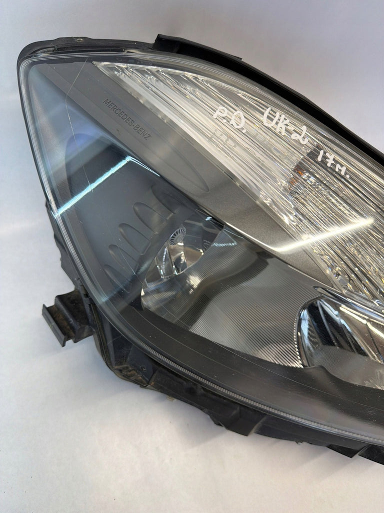 Frontscheinwerfer Mercedes-Benz W176 A1768200461 Rechts Scheinwerfer Headlight SCH9355413430fr
