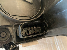 Laden Sie das Bild in den Galerie-Viewer, Frontscheinwerfer Mercedes-Benz W206 A2069062903 LED Links Headlight SCH9724787483hf