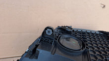 Laden Sie das Bild in den Galerie-Viewer, Frontscheinwerfer Mercedes-Benz W206 A2069066204 LED Rechts Headlight SCH1708743685vf