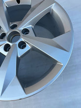 Laden Sie das Bild in den Galerie-Viewer, 1x Alufelge 18 Zoll 8.0" 5x112 8Y0601025J Audi A3 Rim Wheel FEL7217412440dz