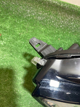 Load image into Gallery viewer, Frontscheinwerfer Ford Ecosport GN1513W030 Links Scheinwerfer Headlight SCH8467815489hy