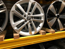 Laden Sie das Bild in den Galerie-Viewer, 4x Alufelge 17 Zoll 8.0" 5x112 46ET Audi Rim Wheel FEL5307350241zc