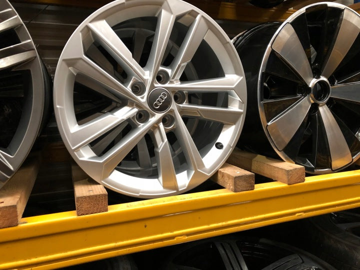 4x Alufelge 17 Zoll 8.0" 5x112 46ET Audi Rim Wheel FEL5307350241zc