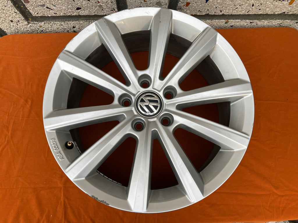 1x Alufelge 17 Zoll 7.0" 5x112 38ET Silber 3G8071497, 3G0601025G VW Arteon