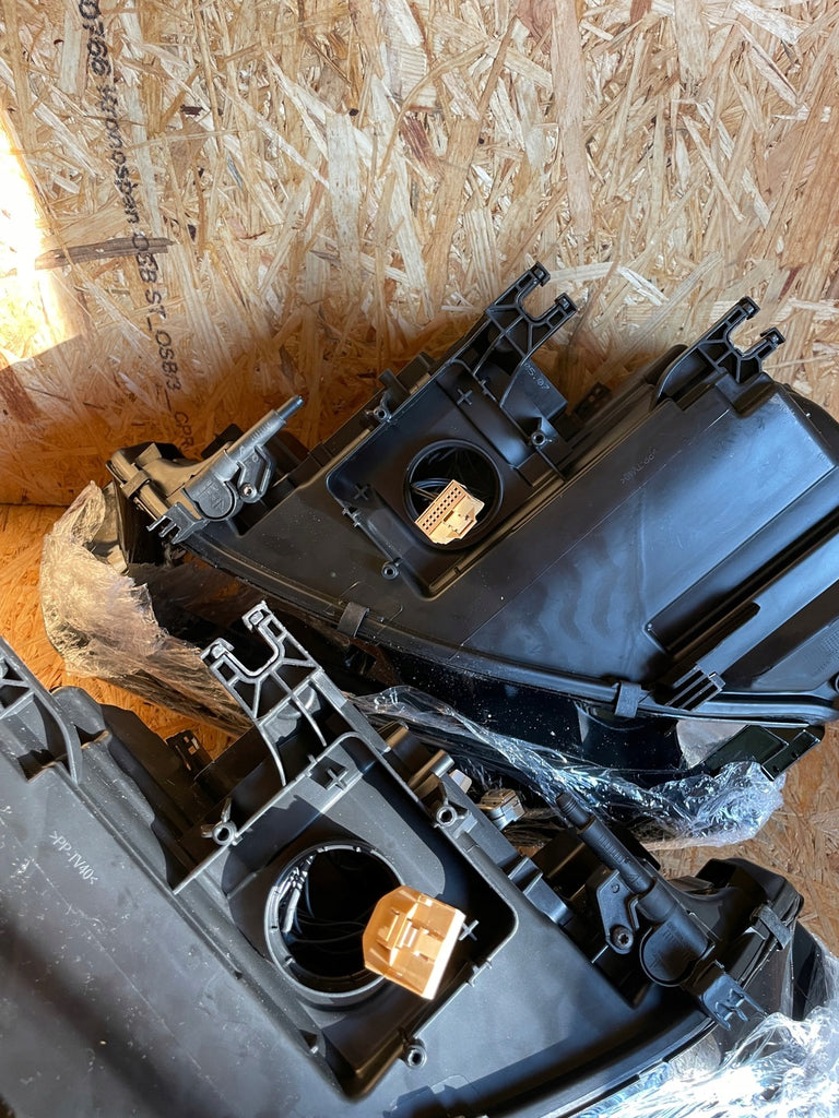 Frontscheinwerfer Audi A5 8T0941005C Xenon Ein Stück (Rechts oder Links) SCH5505951972qy