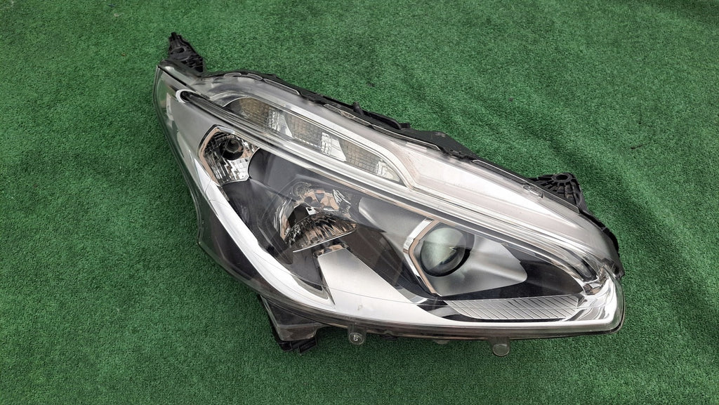 Frontscheinwerfer Peugeot 208 LED Rechts Scheinwerfer Headlight