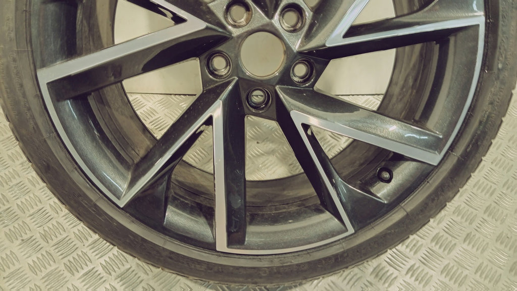 1x Alufelge 19 Zoll 8.0" 5x112 45ET Glanz 57A601025R Skoda Karoq Rim Wheel FEL9314908016ea