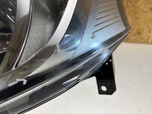 Laden Sie das Bild in den Galerie-Viewer, Frontscheinwerfer Renault Trafic III 260608912 Rechts Scheinwerfer Headlight SCH9727056826hg