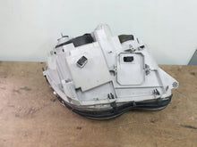 Laden Sie das Bild in den Galerie-Viewer, Frontscheinwerfer Mercedes-Benz 305235158 Xenon Links Scheinwerfer Headlight SCH1195735000ka