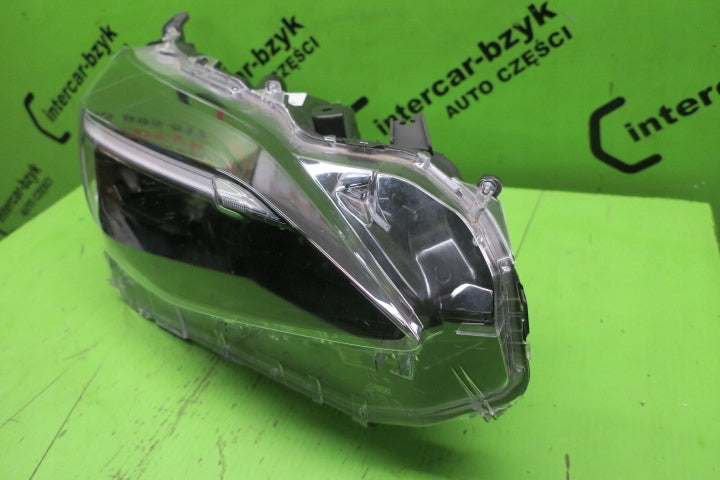 Frontscheinwerfer Toyota Yaris Cross LED Rechts Scheinwerfer Headlight SCH2501034264eq