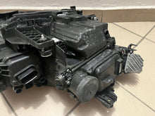 Laden Sie das Bild in den Galerie-Viewer, Frontscheinwerfer VW 3G8941035 Links Scheinwerfer Headlight SCH3370875346ai