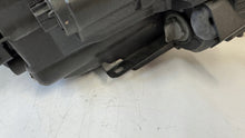 Laden Sie das Bild in den Galerie-Viewer, Frontscheinwerfer Kia Rio II 92101-1Y0 Links Scheinwerfer Headlight SCH2298588116ow