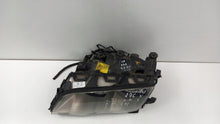 Laden Sie das Bild in den Galerie-Viewer, Frontscheinwerfer BMW 3 E46 Xenon Links Scheinwerfer Headlight SCH9961149292lg