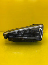 Laden Sie das Bild in den Galerie-Viewer, Frontscheinwerfer Skoda Scala 657941015A LED Links Scheinwerfer Headlight SCH3344515869vh