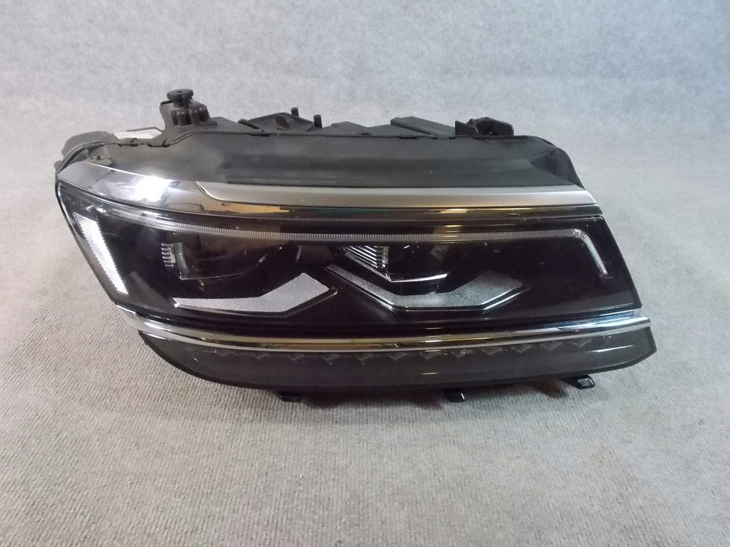 Frontscheinwerfer VW Tiguan Allspace 5NN941082C LED Rechts Headlight