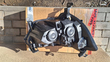 Laden Sie das Bild in den Galerie-Viewer, Frontscheinwerfer Renault Master I LED Ein Satz Scheinwerfer Headlight SCH2284131329pl