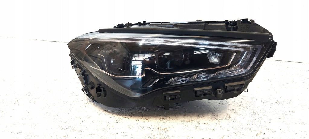 Frontscheinwerfer Mercedes-Benz Cla X118 A1189061401 LED Rechts Headlight SCH8096954118za