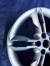 Laden Sie das Bild in den Galerie-Viewer, 1x Alufelge 17 Zoll 7.0" 5x108 50ET Glanz Graphit CM5JFB Ford Mondeo Rim Wheel FEL9325673856ba